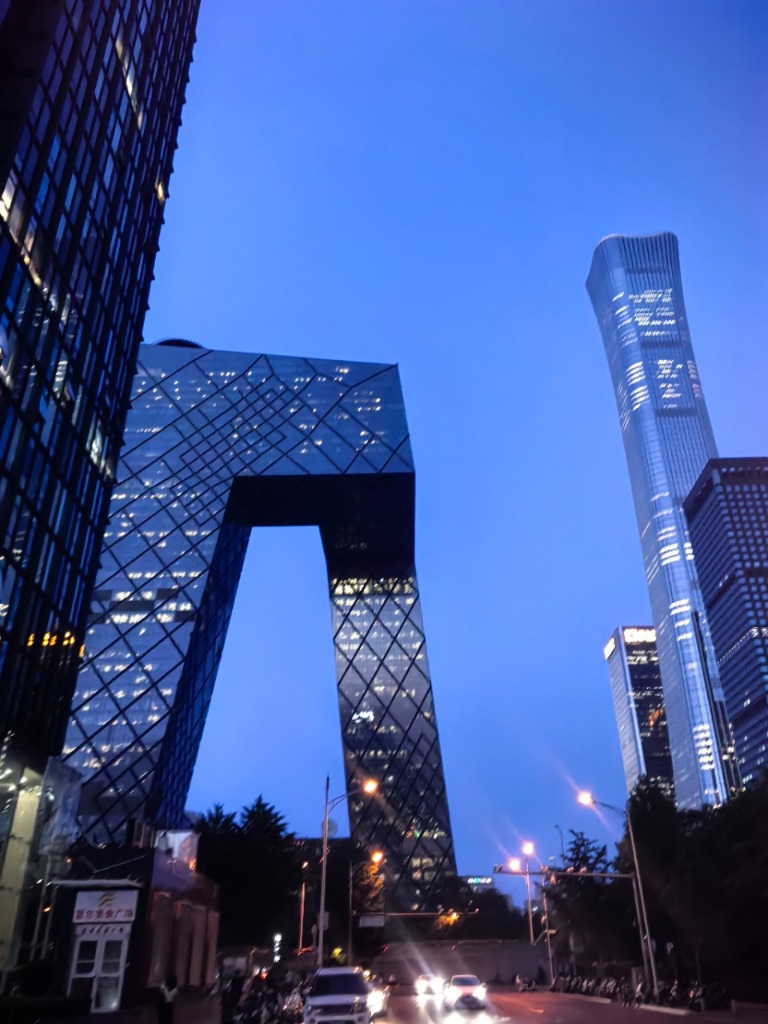 询得北京总部 - 国贸夜景